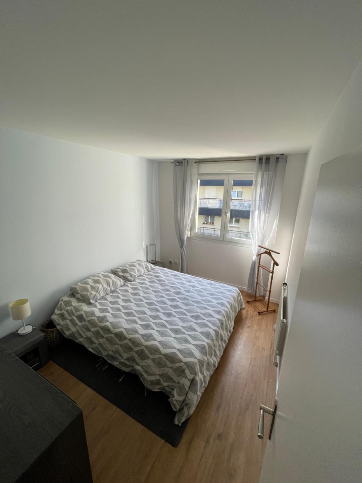 Appartement En Centre Ville 70M2 Reims Exterior photo